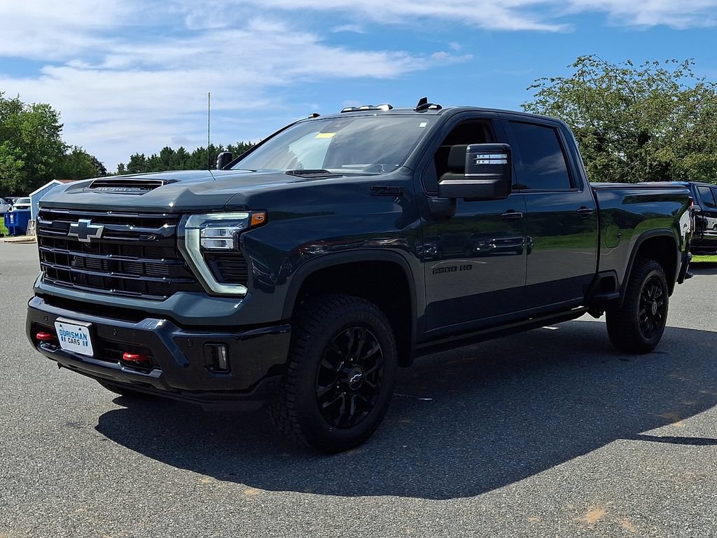 Used 2025 Chevrolet Silverado 2500 LTZ w/ Trail Boss Package AWD/4WD image 3