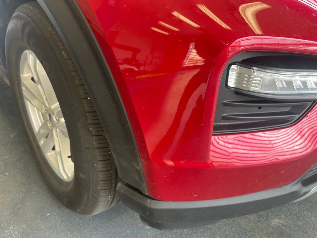 Used 2021 Ford Explorer XLT w/ Equipment Group 202A AWD/4WD image 13