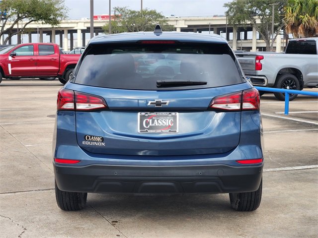 Used 2024 Chevrolet Equinox LS w/ LS Convenience Package image 6