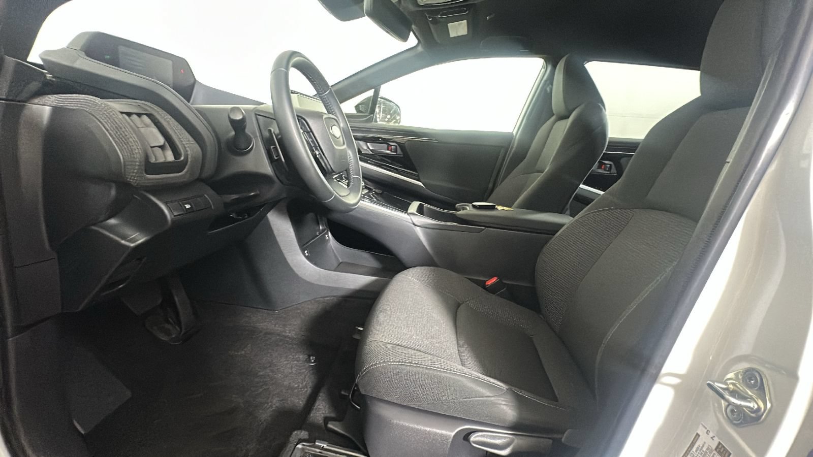 Used 2023 Subaru Solterra AWD image 13