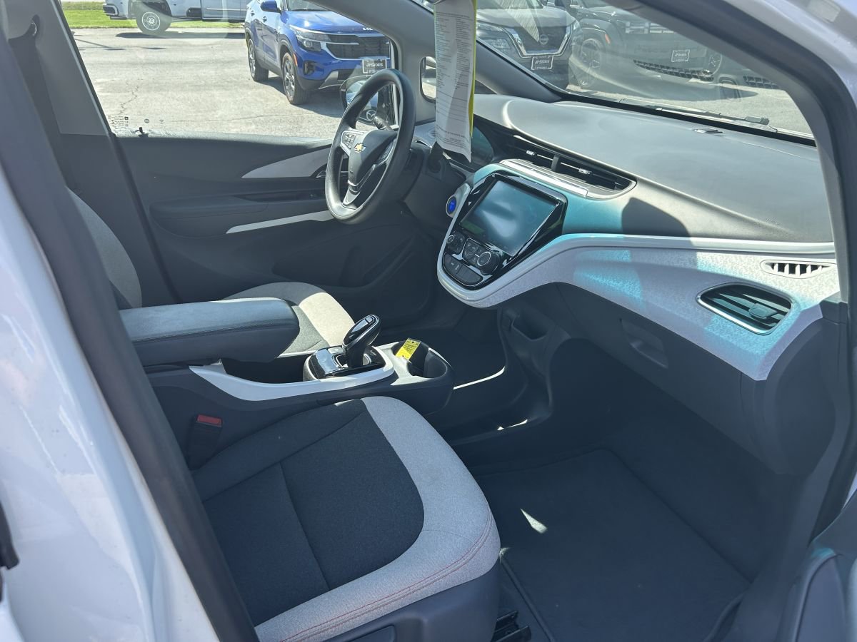 Used 2020 Chevrolet Bolt LT image 9