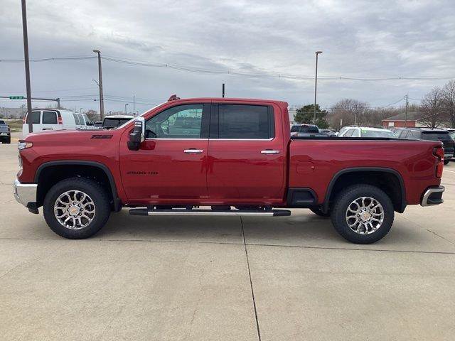 New 2026 Chevrolet Silverado 2500 LTZ w/ LTZ Convenience Package AWD/4WD image 2