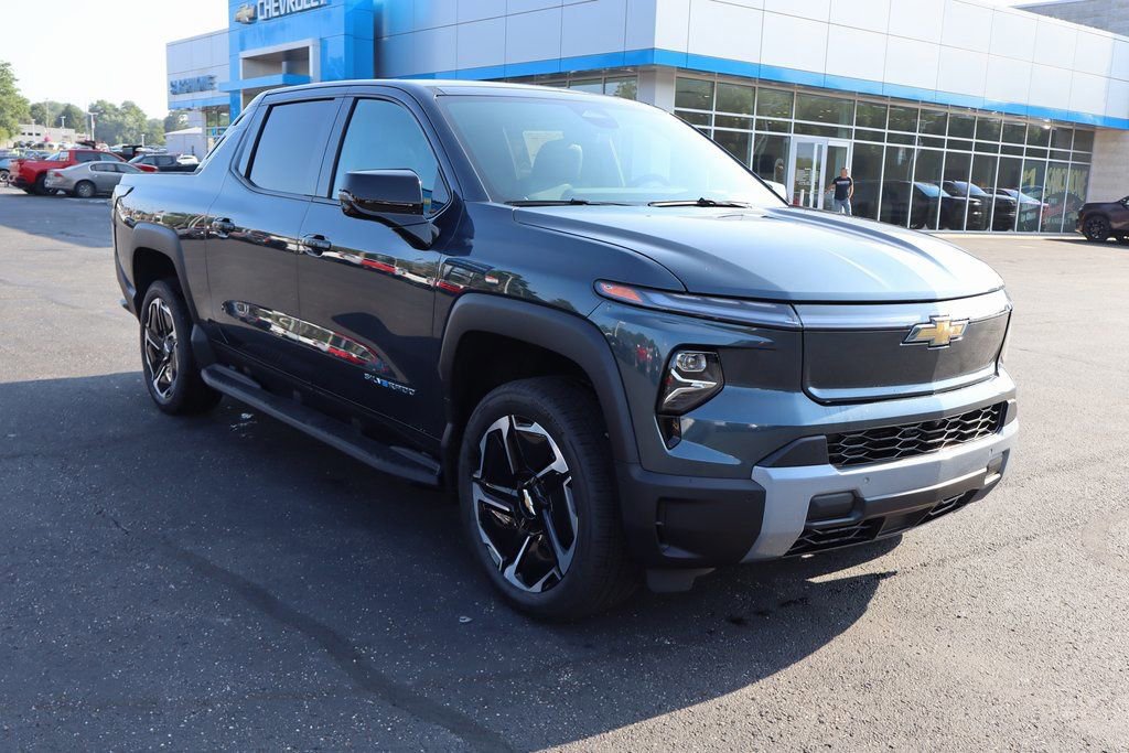 New 2026 Chevrolet Silverado EV LT w/ LPO, Gameday Tailgate Package AWD/4WD image 2