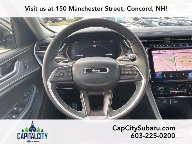 Used 2023 Jeep Grand Cherokee Limited AWD/4WD image 19
