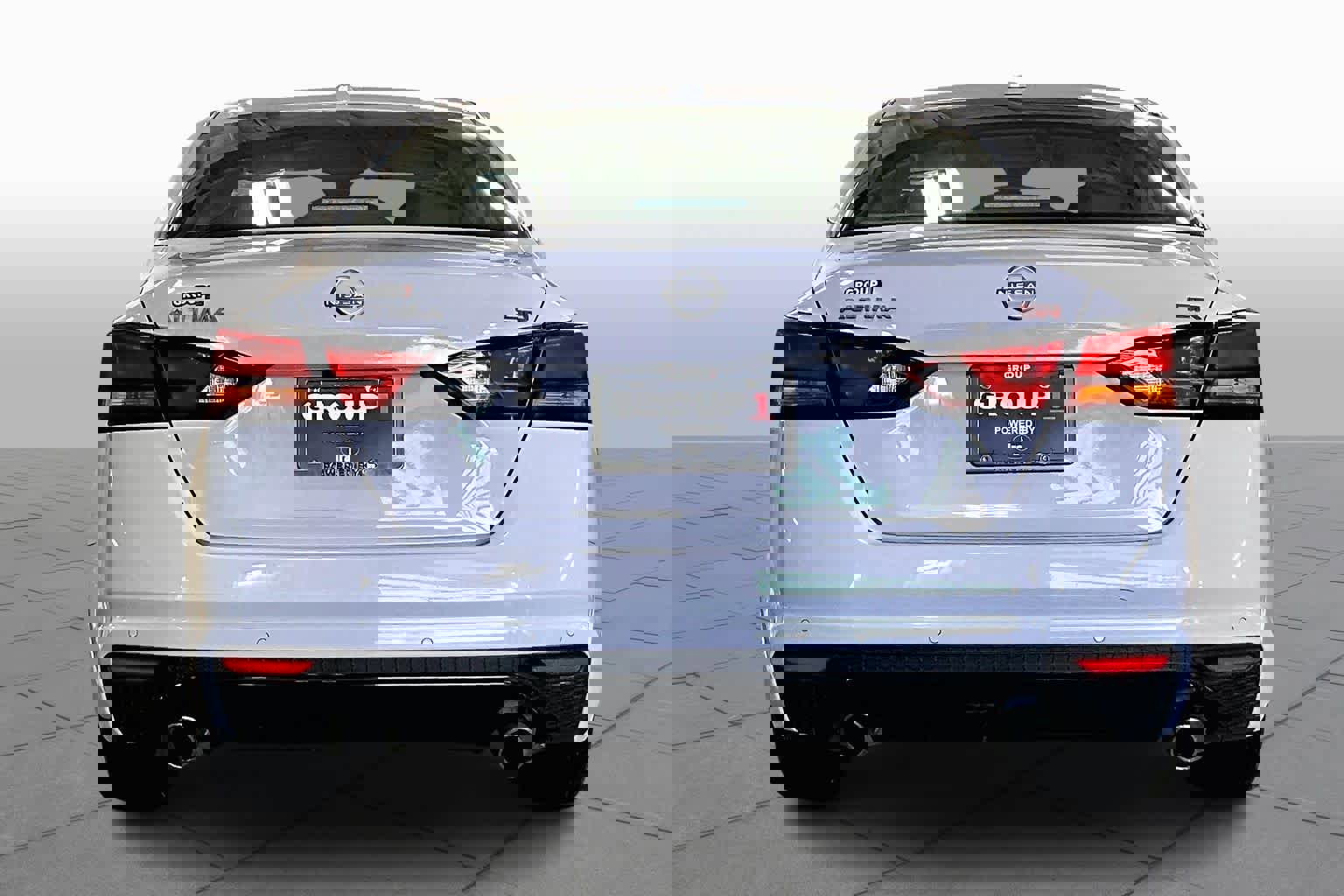 Used 2025 Nissan Altima 2.5 SR image 5