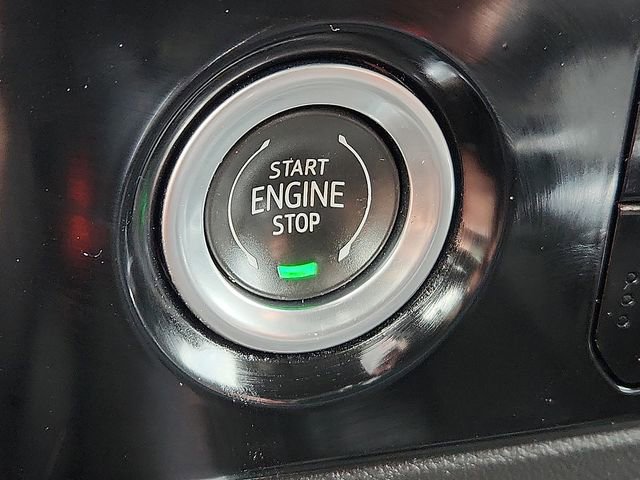 Used 2023 Chevrolet Silverado 1500 RST w/ Redline Edition image 19