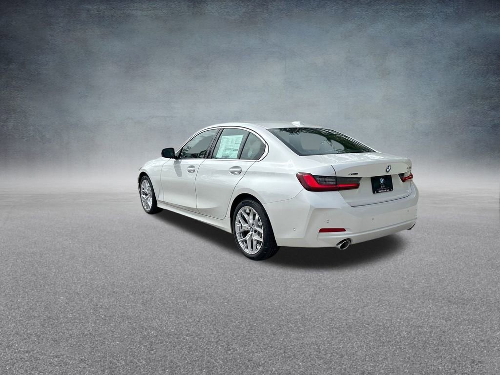 Used 2025 BMW 330i xDrive 330i xDrive w/ Premium Package image 7