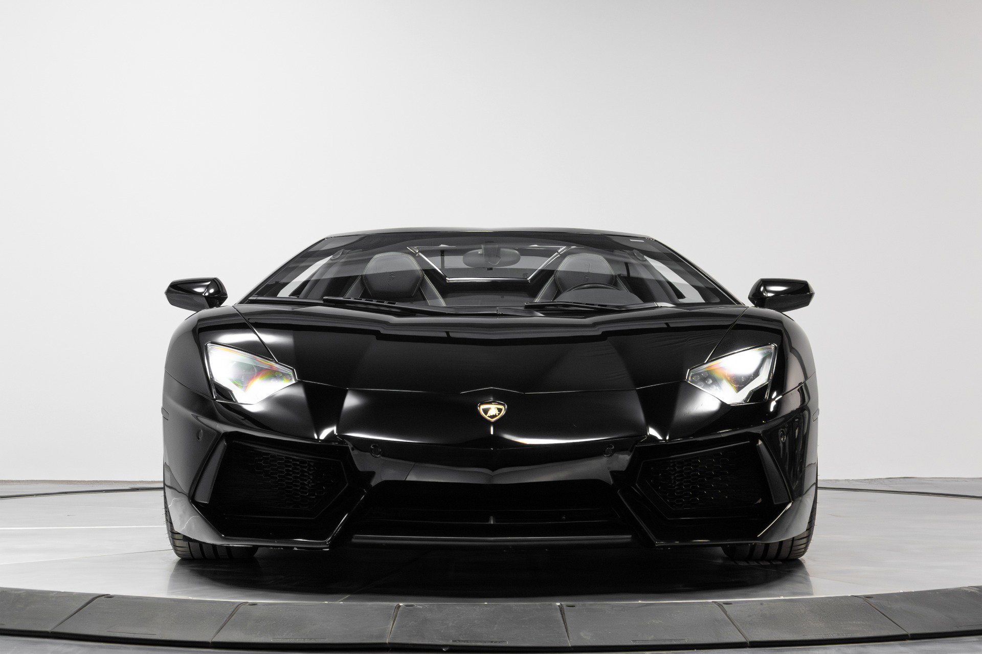 Used 2015 Lamborghini Aventador LP 700-4 image 30