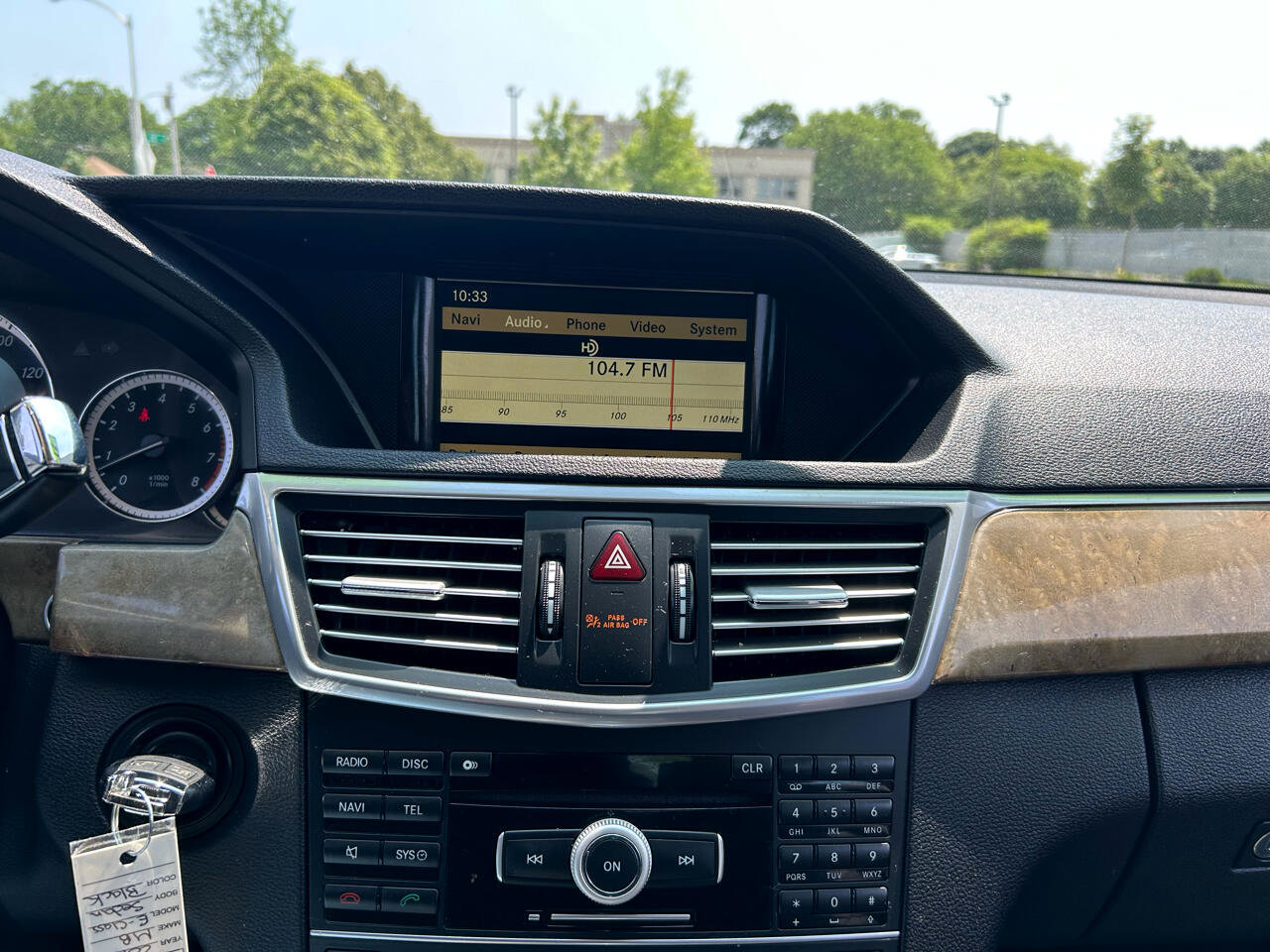 Used 2011 Mercedes-Benz E 350 4MATIC Sedan image 13