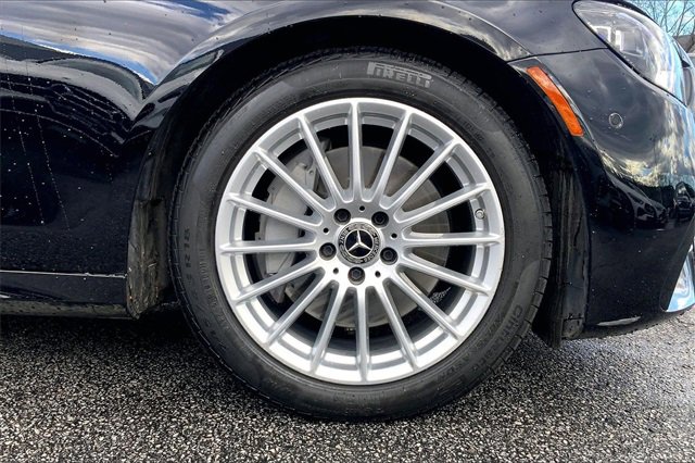 Certified 2022 Mercedes-Benz E 350 4MATIC Sedan image 9