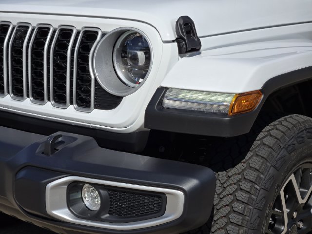 New 2027 Jeep Wrangler Unlimited Sahara AWD/4WD image 5