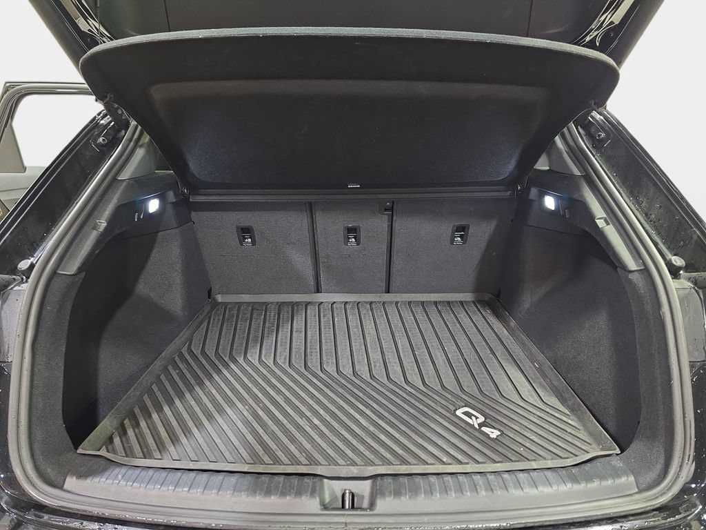 Used 2024 Audi Q4 e-tron Premium Plus w/ Premium Plus AWD/4WD image 14