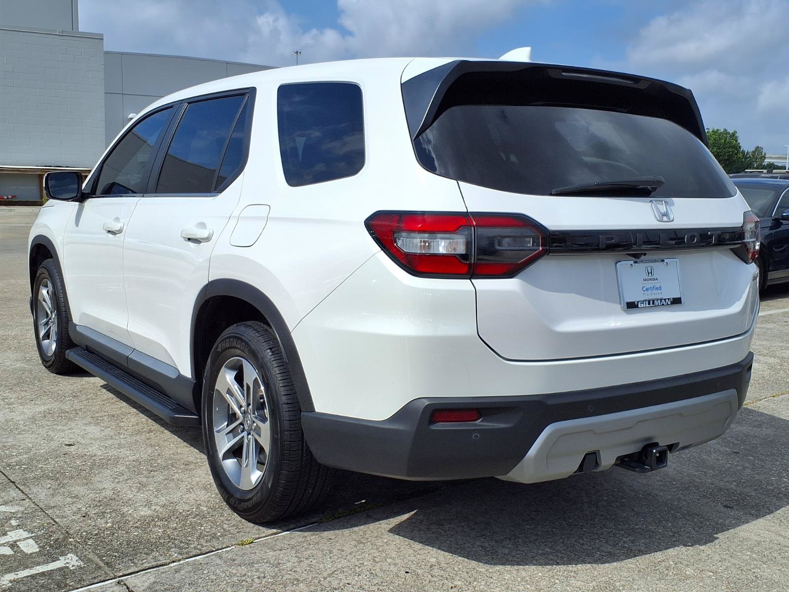 Certified 2024 Honda Pilot EX-L image 3