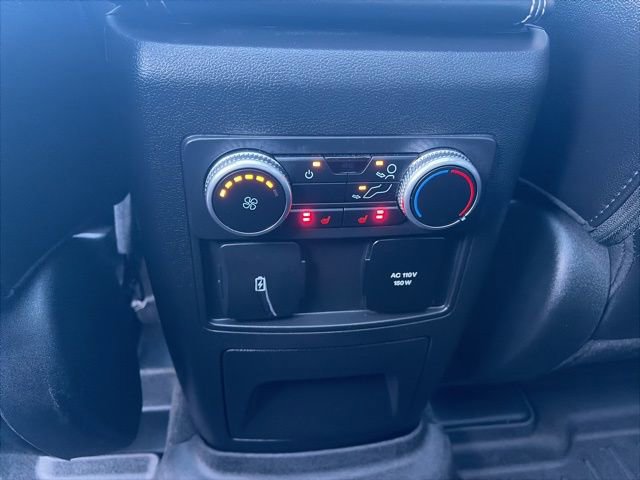 Used 2023 Ford Explorer Limited w/ Limited Technology Package image 14