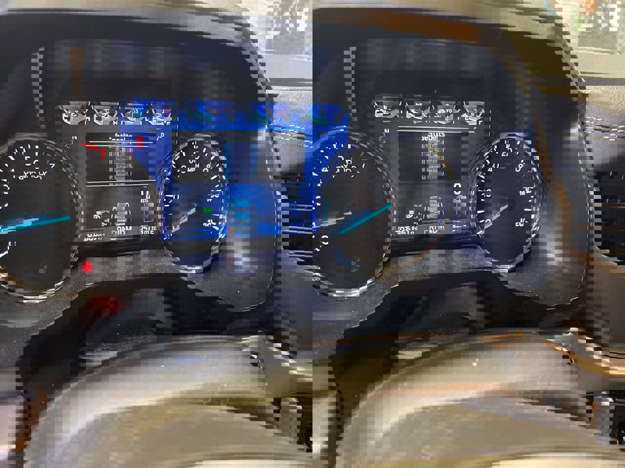 Used 2022 Ford Expedition XLT image 10