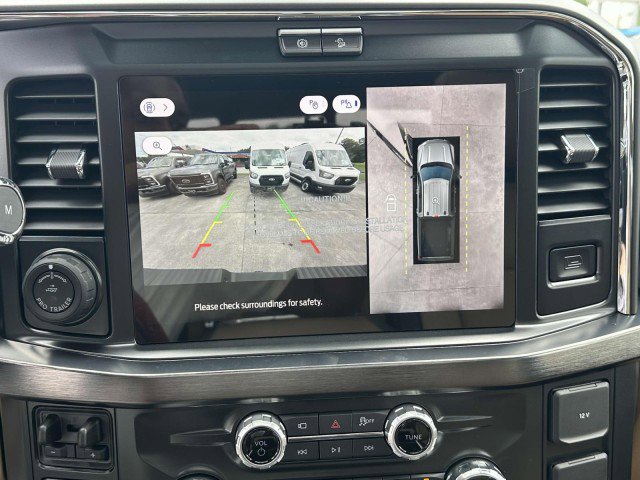 New 2025 Ford F250 Lariat w/ Lariat Ultimate Package AWD/4WD image 29