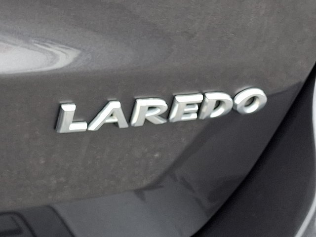 Used 2014 Jeep Grand Cherokee Laredo w/ Quick Order Package 23E AWD/4WD image 34