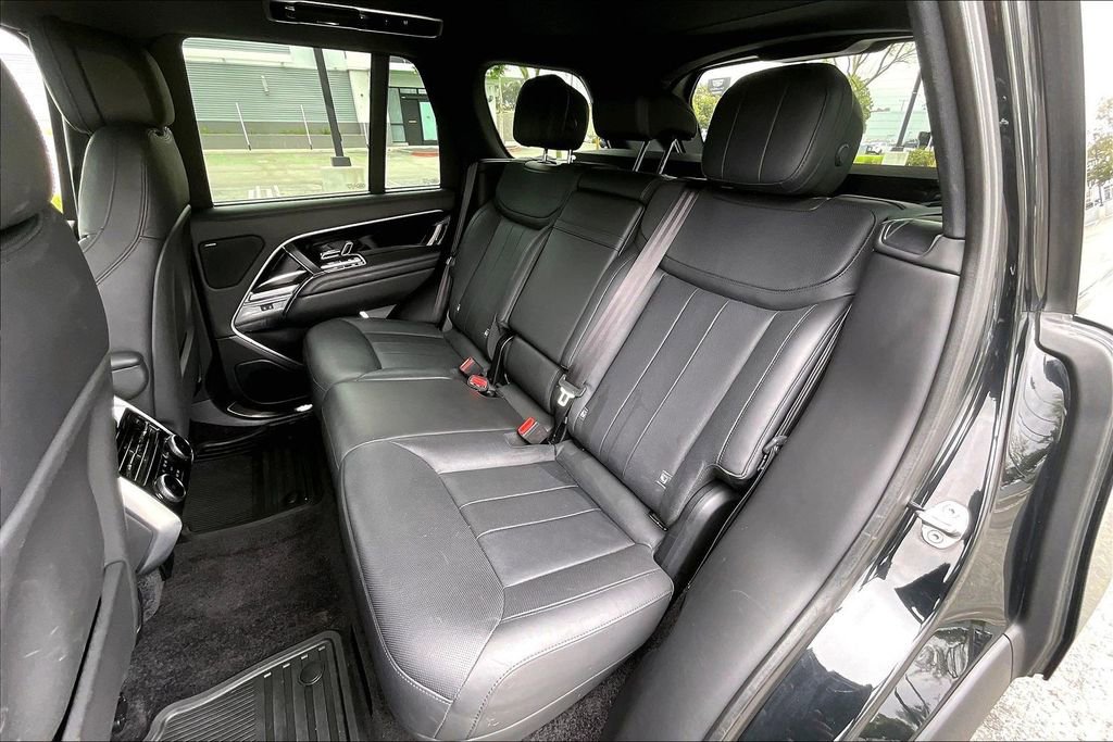Used 2023 Land Rover Range Rover SE AWD/4WD image 19