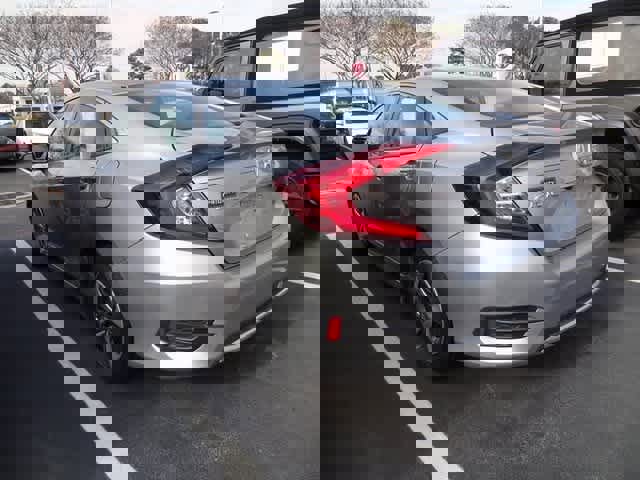 Used 2020 Honda Civic LX image 7