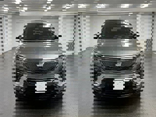 Certified 2025 Cadillac Optiq Sport 2 image 8