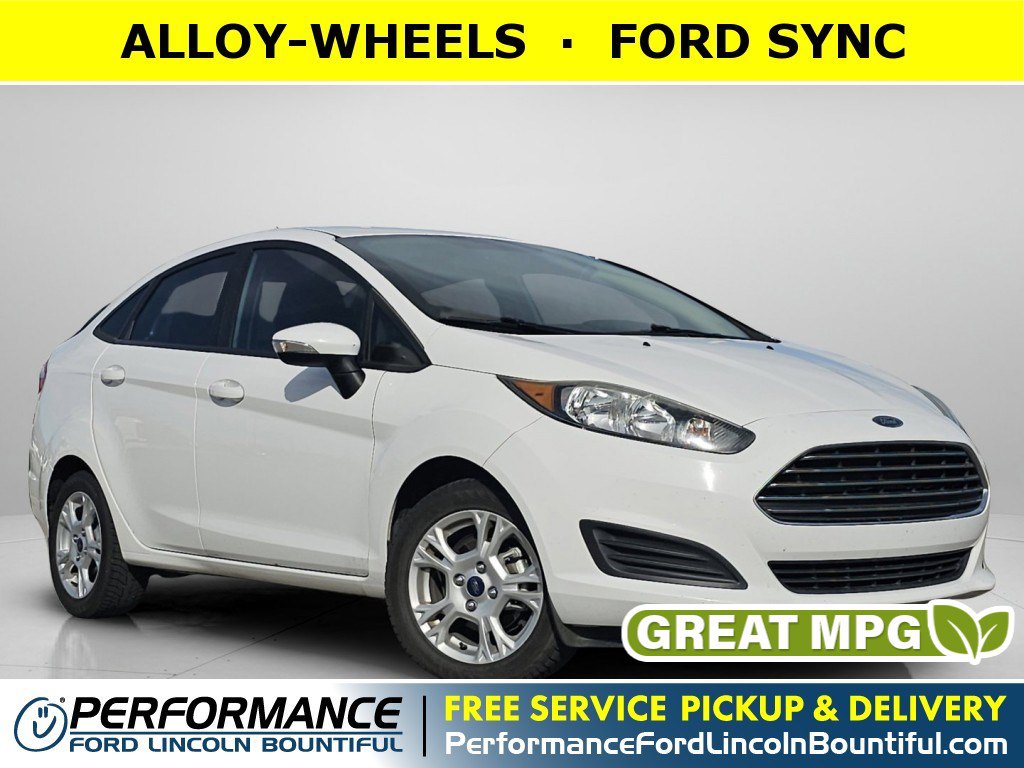 Used 2015 Ford Fiesta SE video 1