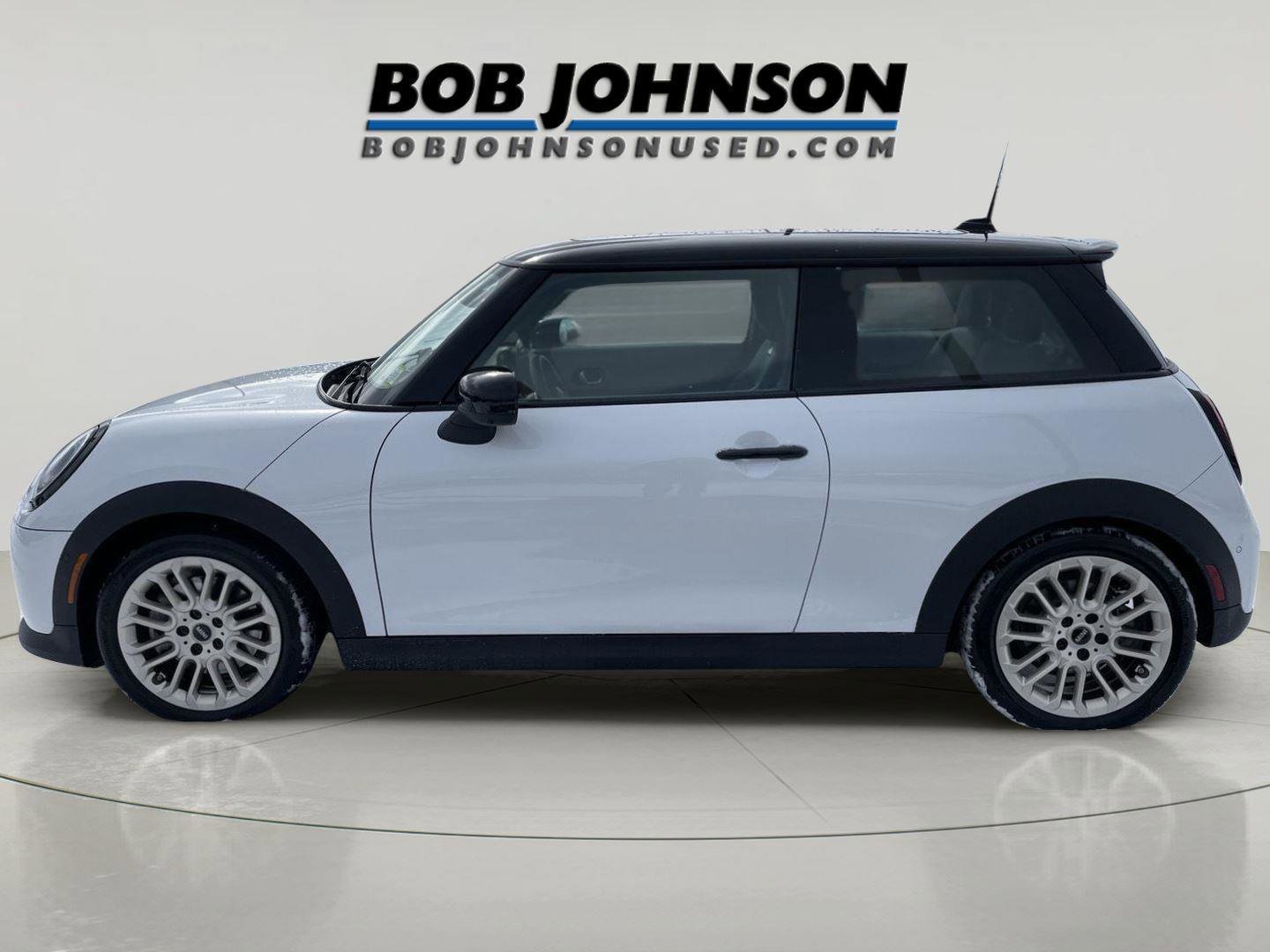 Used 2025 MINI Cooper S image 4