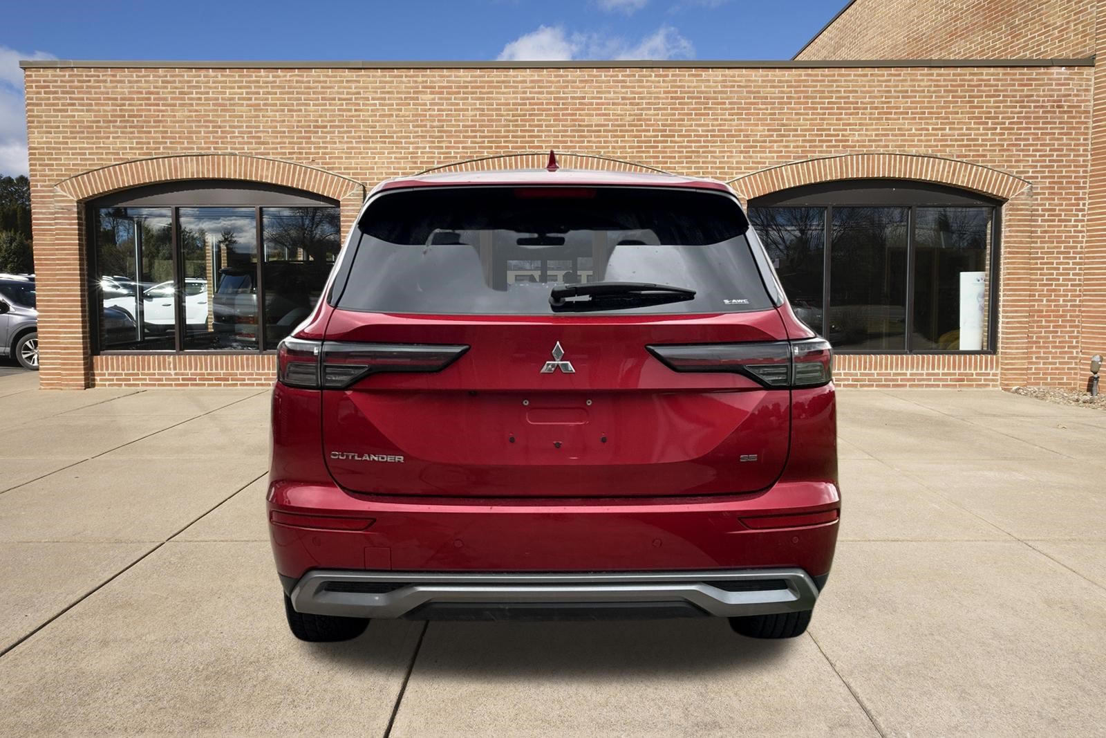 Used 2025 Mitsubishi Outlander SE AWD/4WD image 14