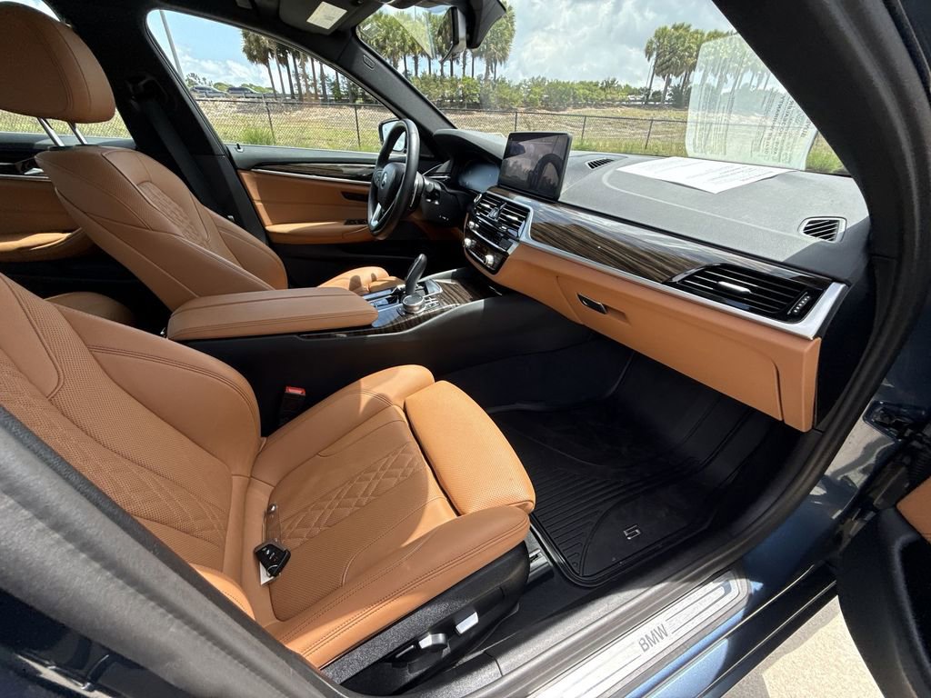 Used 2023 BMW 540i xDrive w/ Premium Package AWD/4WD image 15