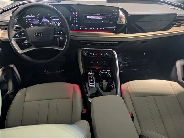 New 2025 Audi Q5 Premium Plus image 16