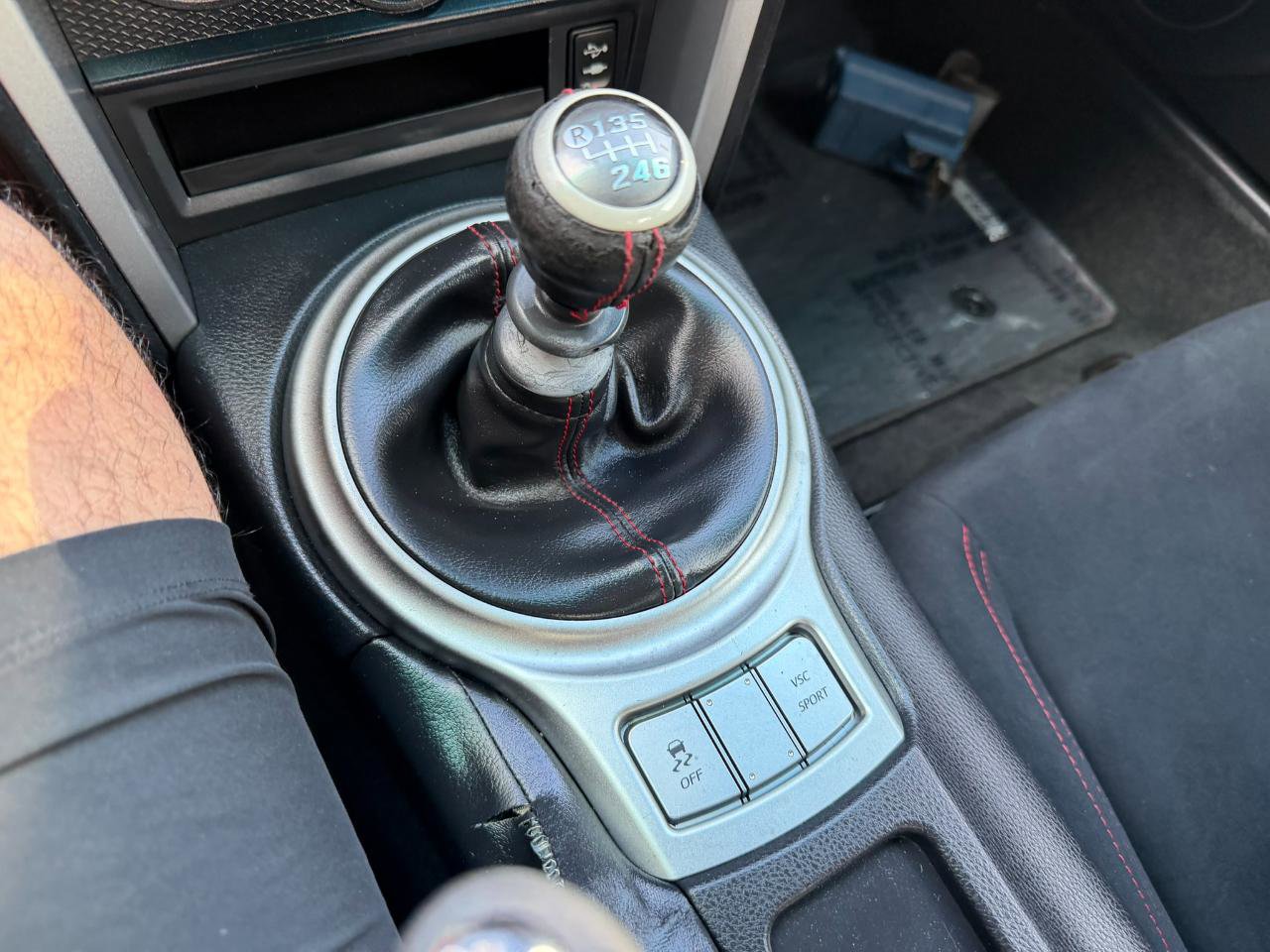 Used 2014 Scion FR-S image 31