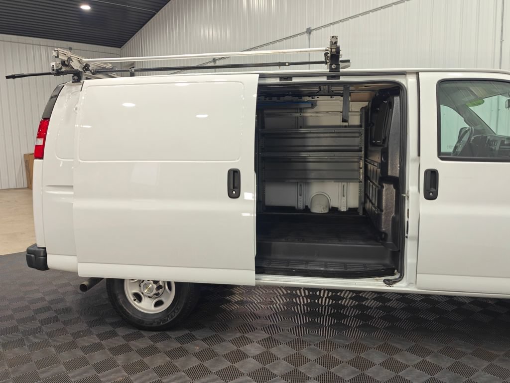 Used 2022 Chevrolet Express 2500 w/ Driver Convenience Package RWD image 23
