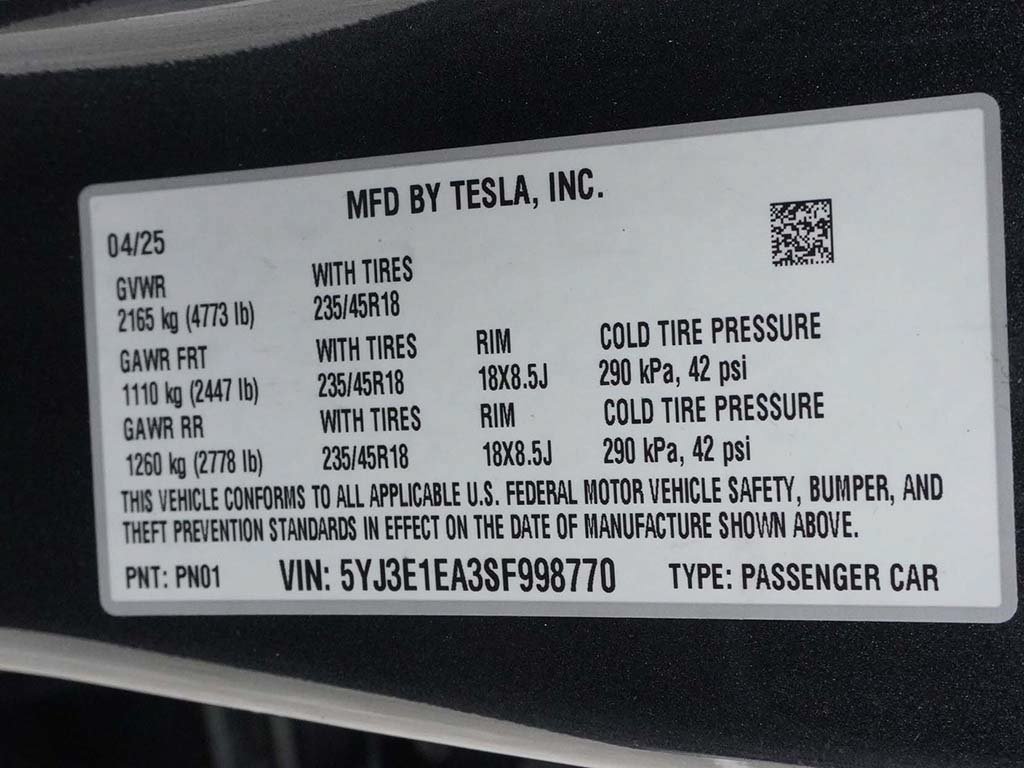 Used 2025 Tesla Model 3 RWD image 37