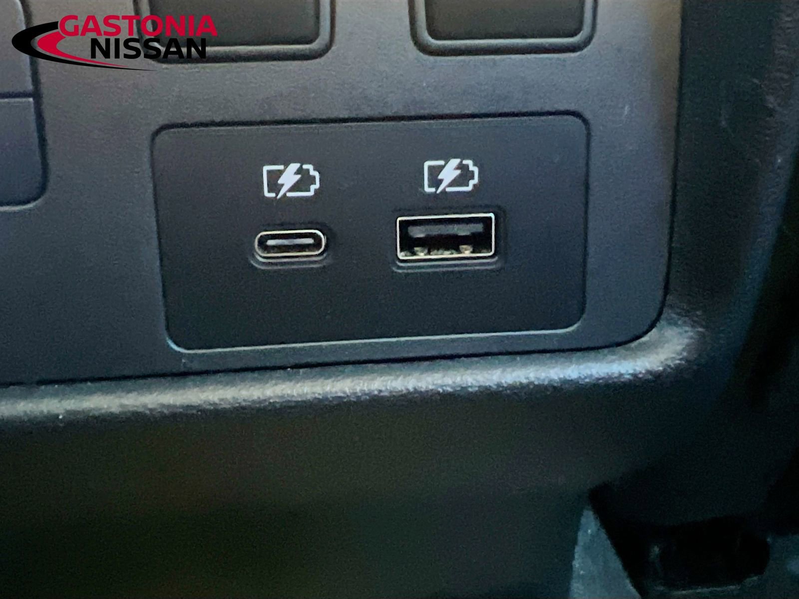 Used 2021 Nissan Rogue Platinum image 33