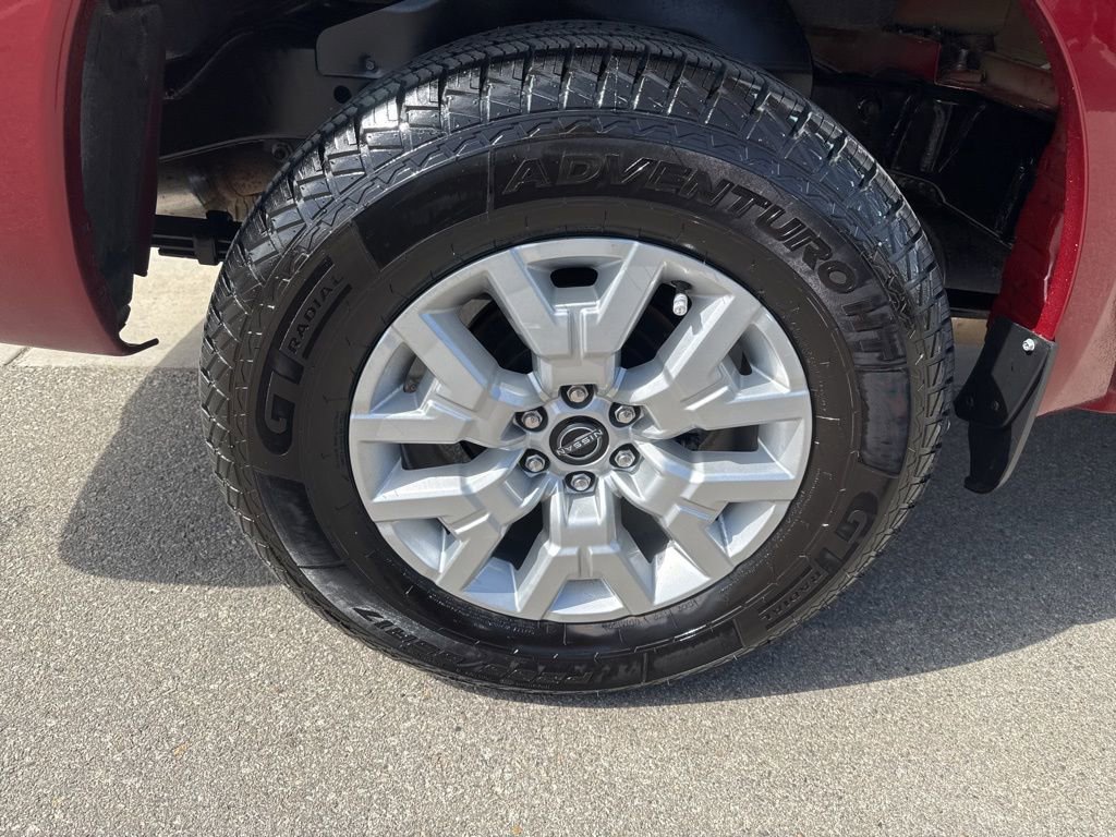 Used 2023 Nissan Frontier SV RWD image 10