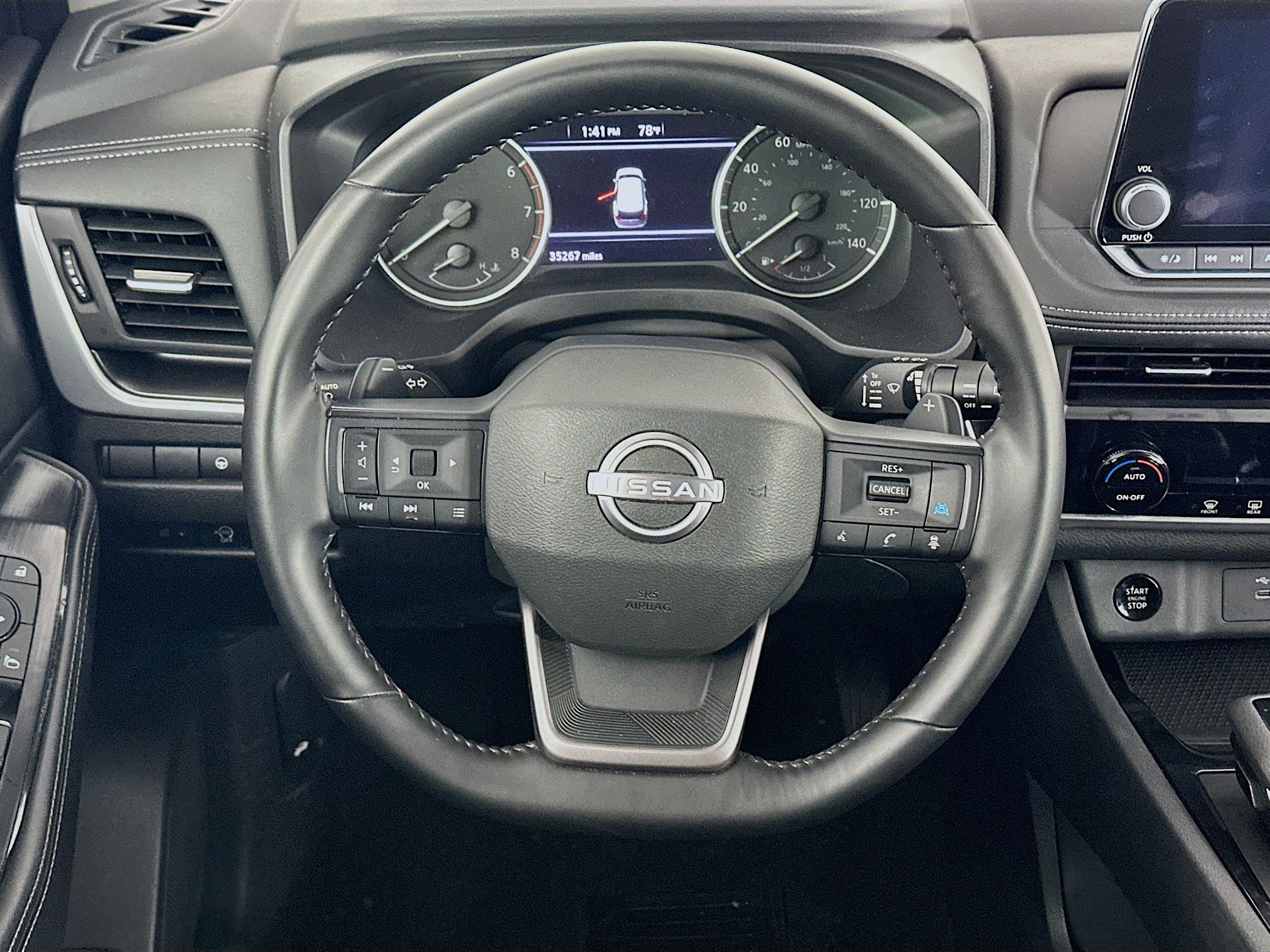 Used 2025 Nissan Rogue SV AWD/4WD image 18
