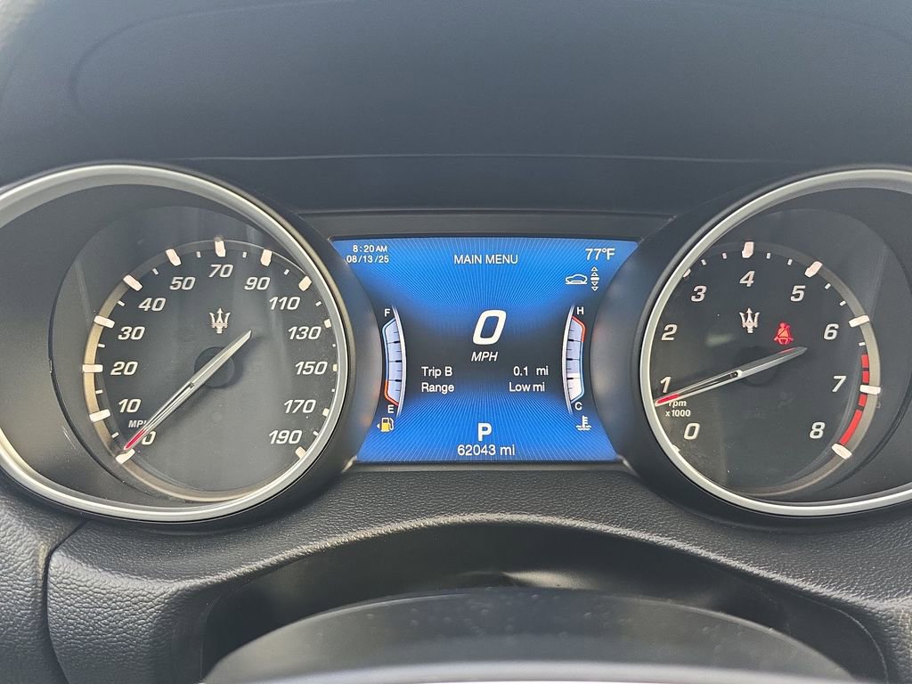 Used 2018 Maserati Levante image 12