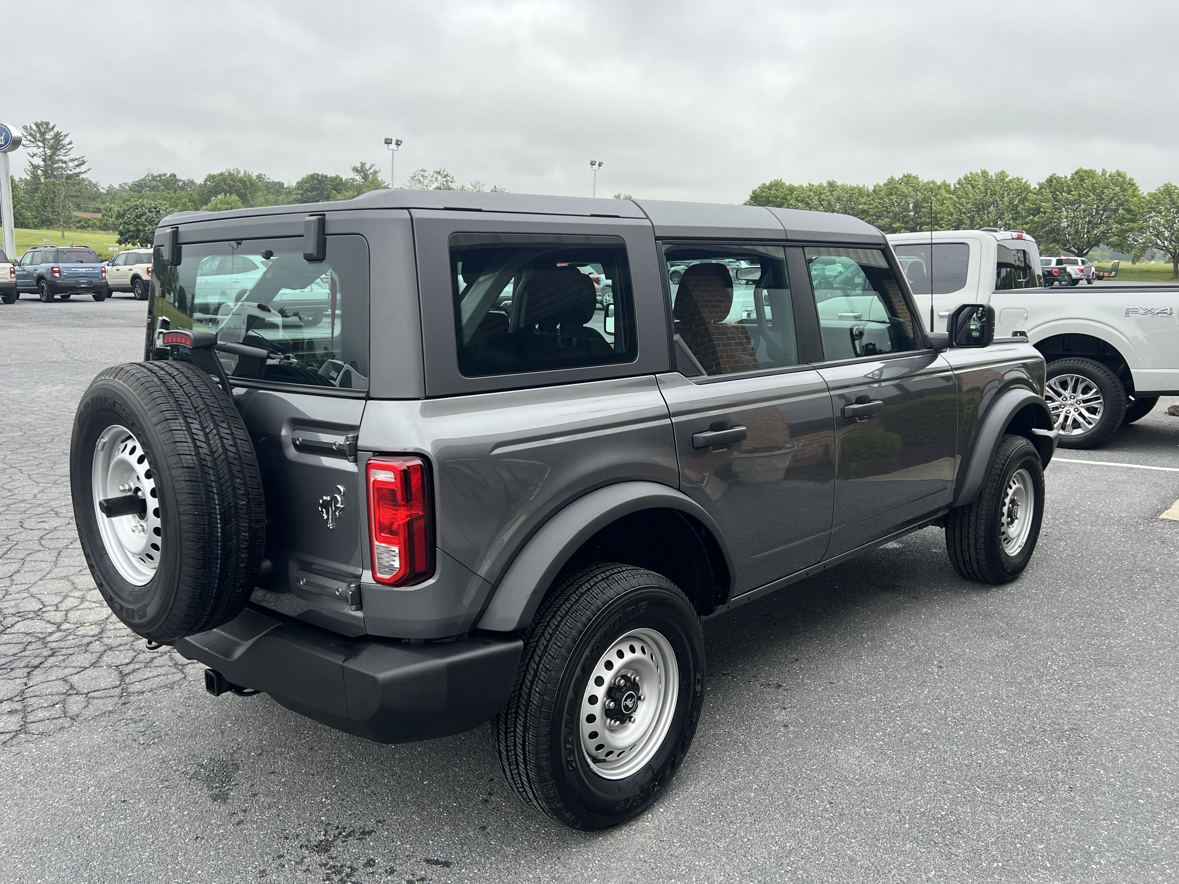 Used 2025 Ford Bronco 4-Door AWD/4WD image 8