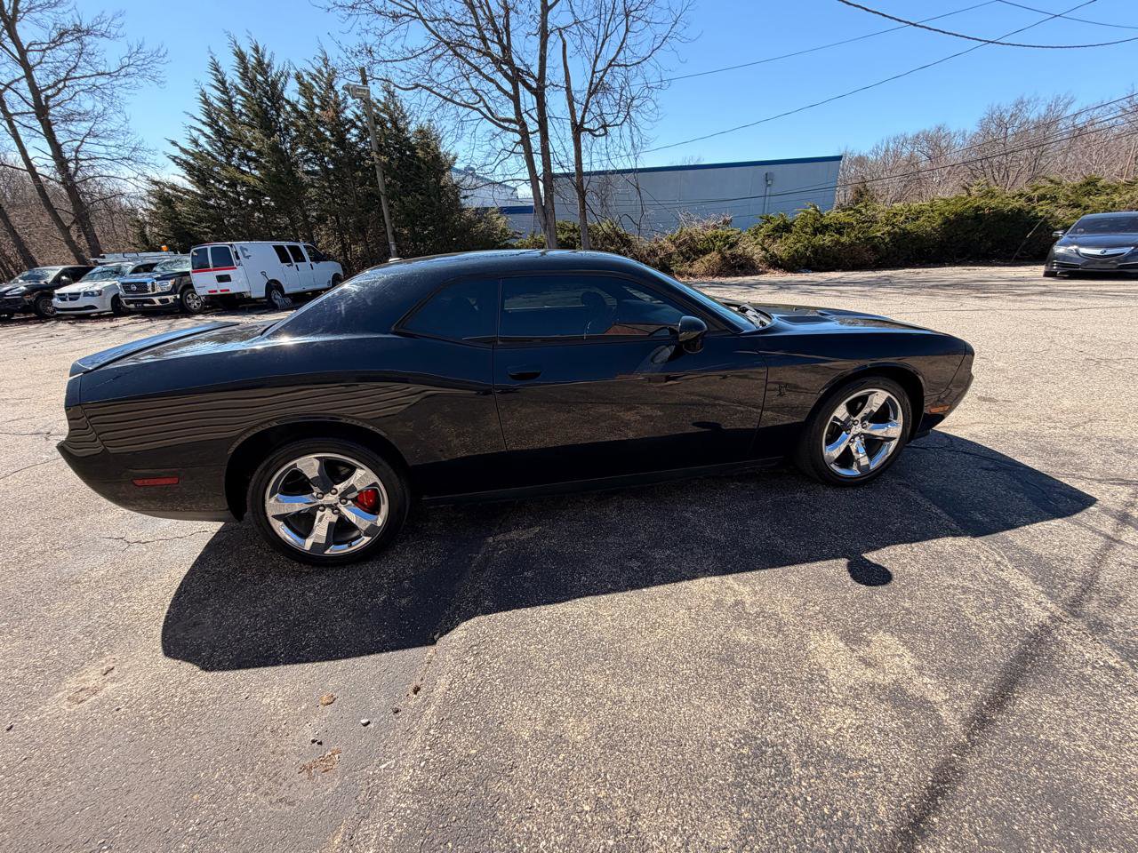 Used 2014 Dodge Challenger SXT w/ Super Sport Group (SS/T) image 9