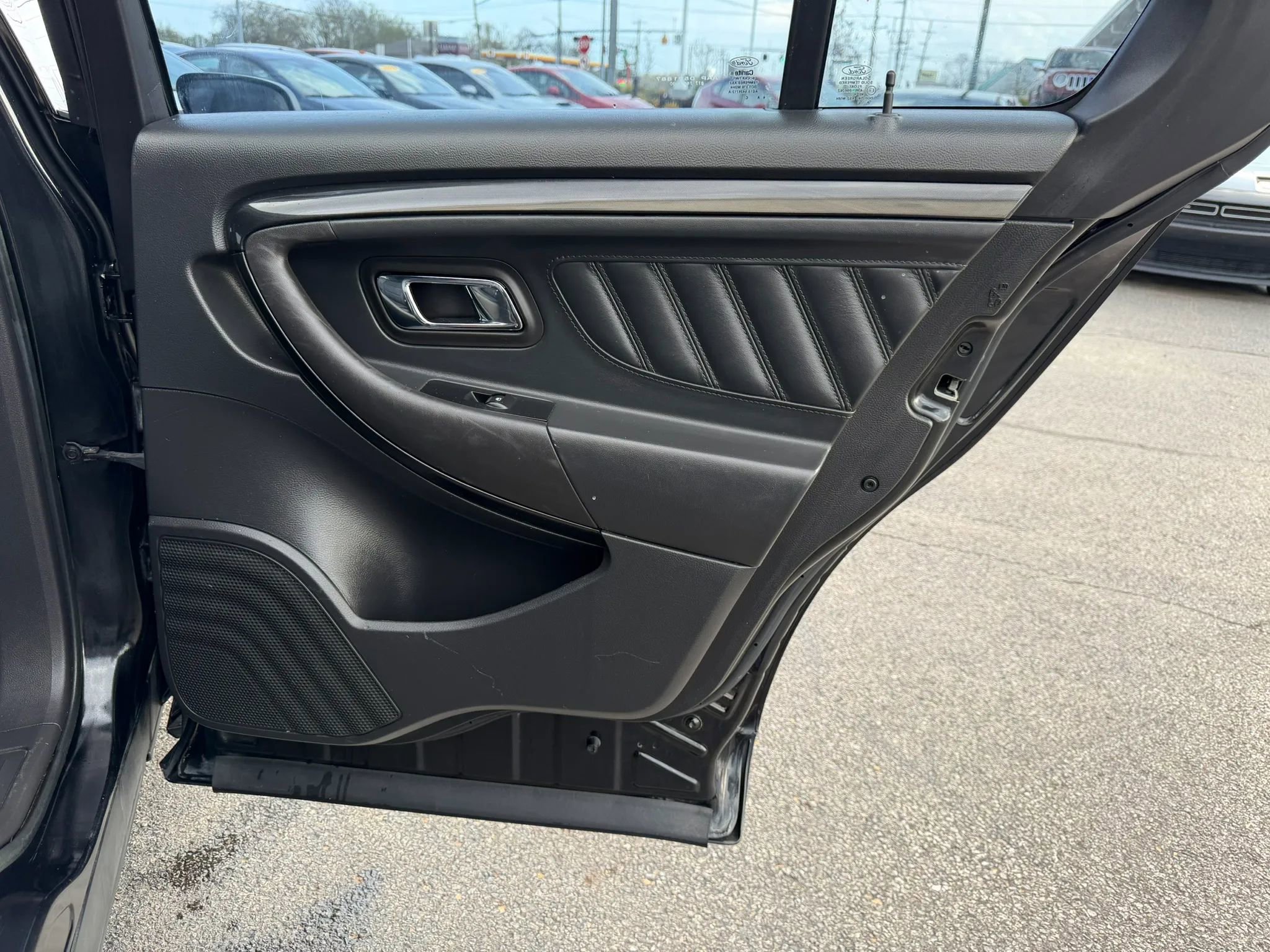 Used 2015 Ford Taurus SHO w/ Equipment Group 401A image 33