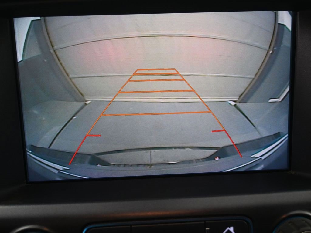 Used 2017 Chevrolet Colorado LT w/ LT Convenience Package image 6