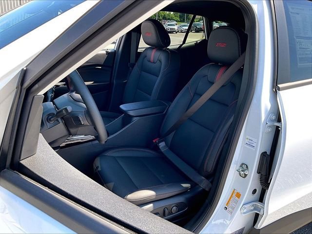 New 2026 Chevrolet Trax RS w/ Sunroof Package FWD image 10