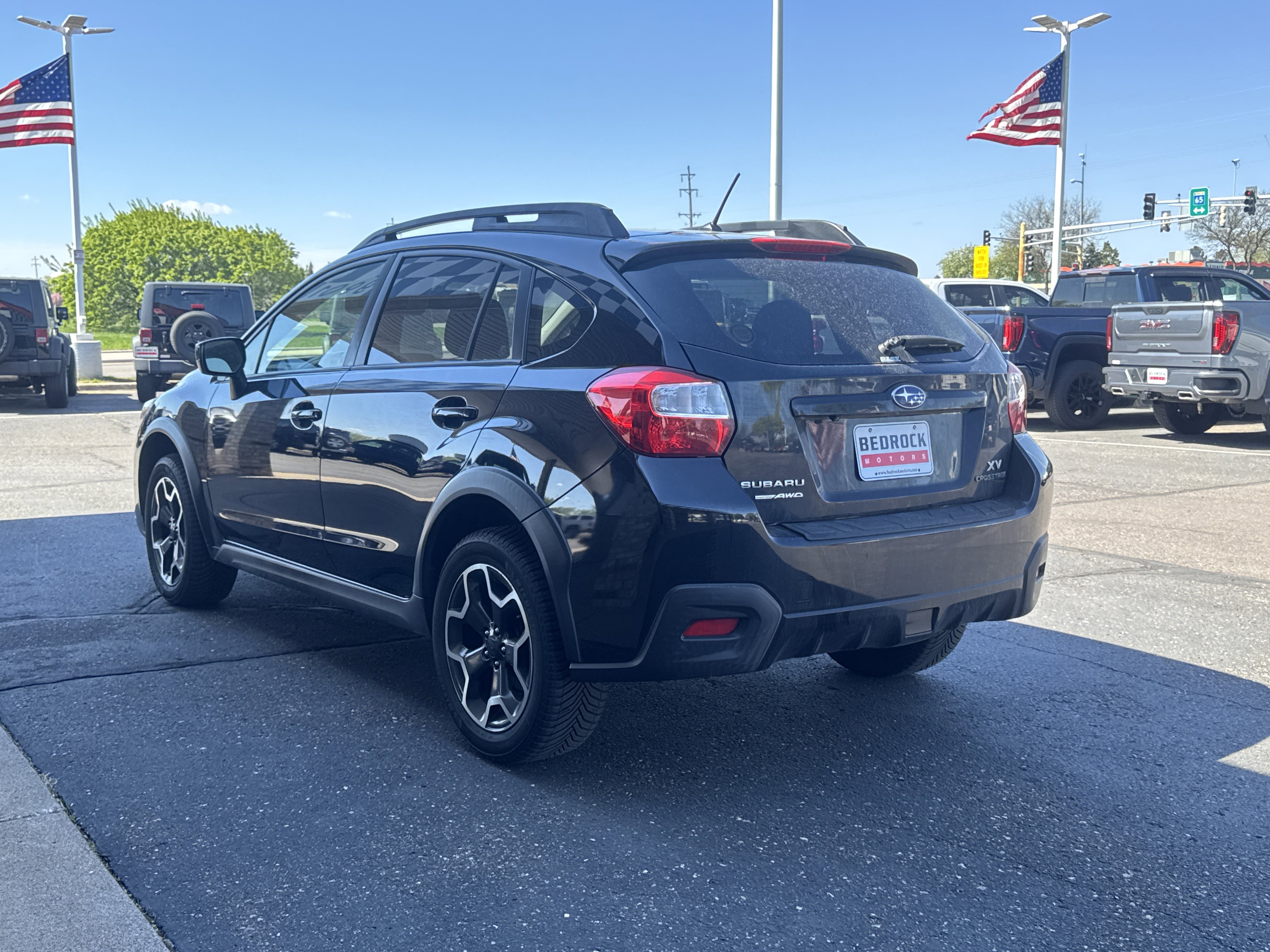 Used 2015 Subaru Crosstrek 2.0i Premium w/ Moonroof Package AWD/4WD image 2