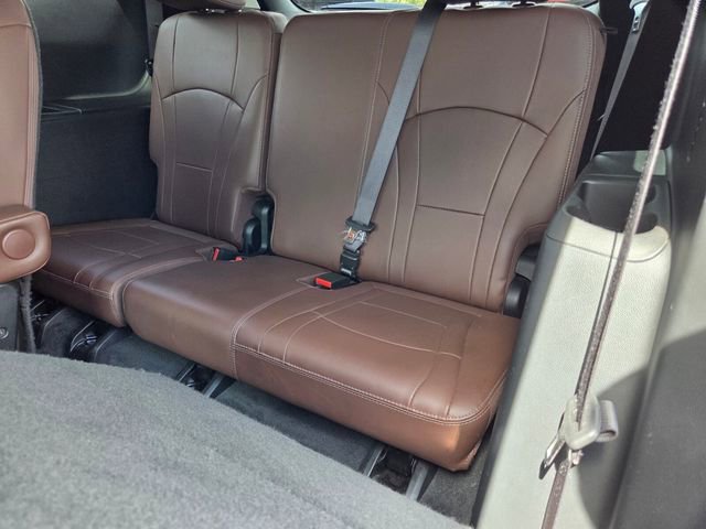 Used 2020 Buick Enclave Avenir w/ Avenir Technology Package FWD image 10