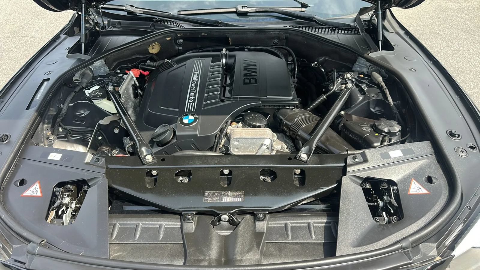 Used 2014 BMW 740i RWD image 11