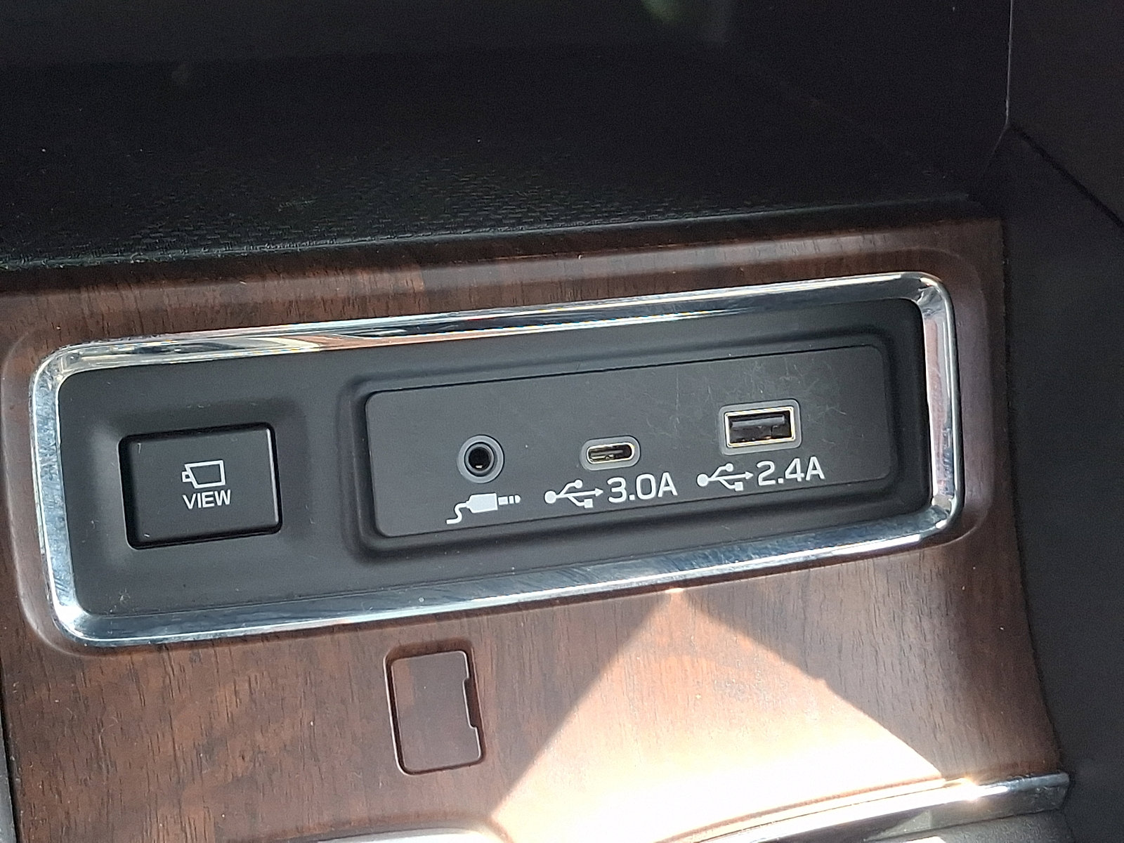 Certified 2024 Subaru Ascent Touring image 28