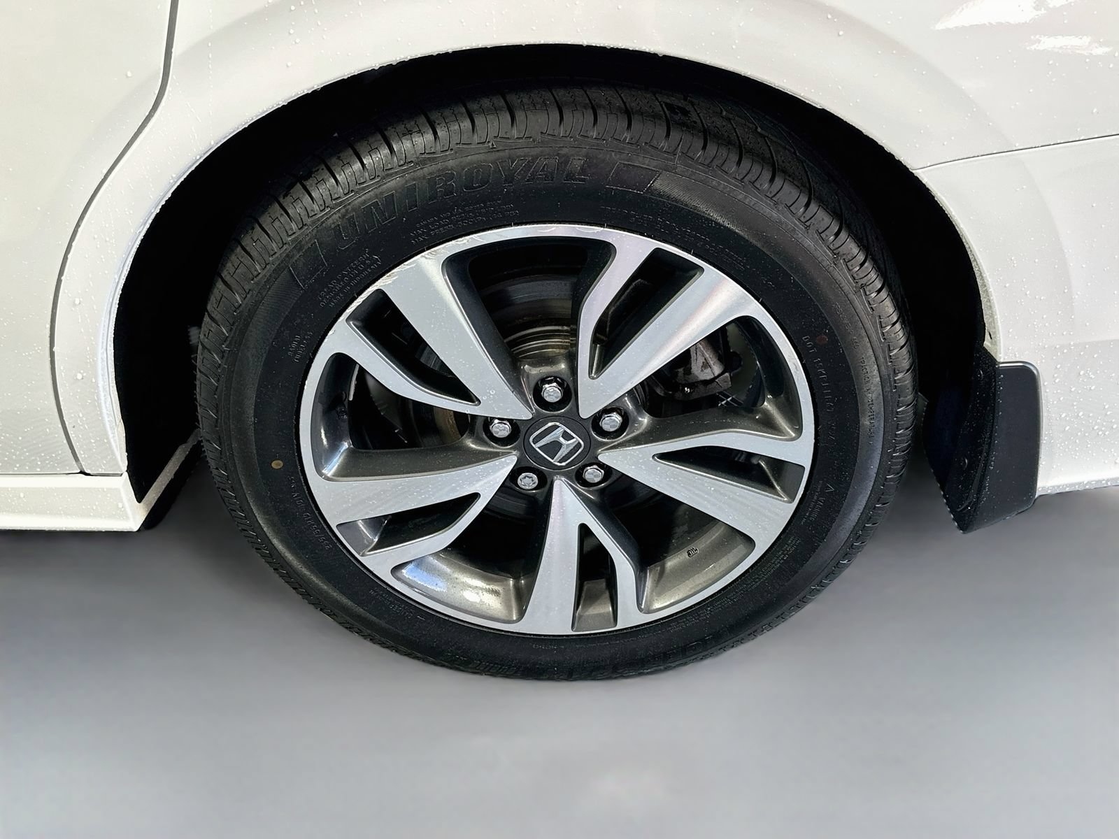 Used 2023 Honda Odyssey Touring image 34