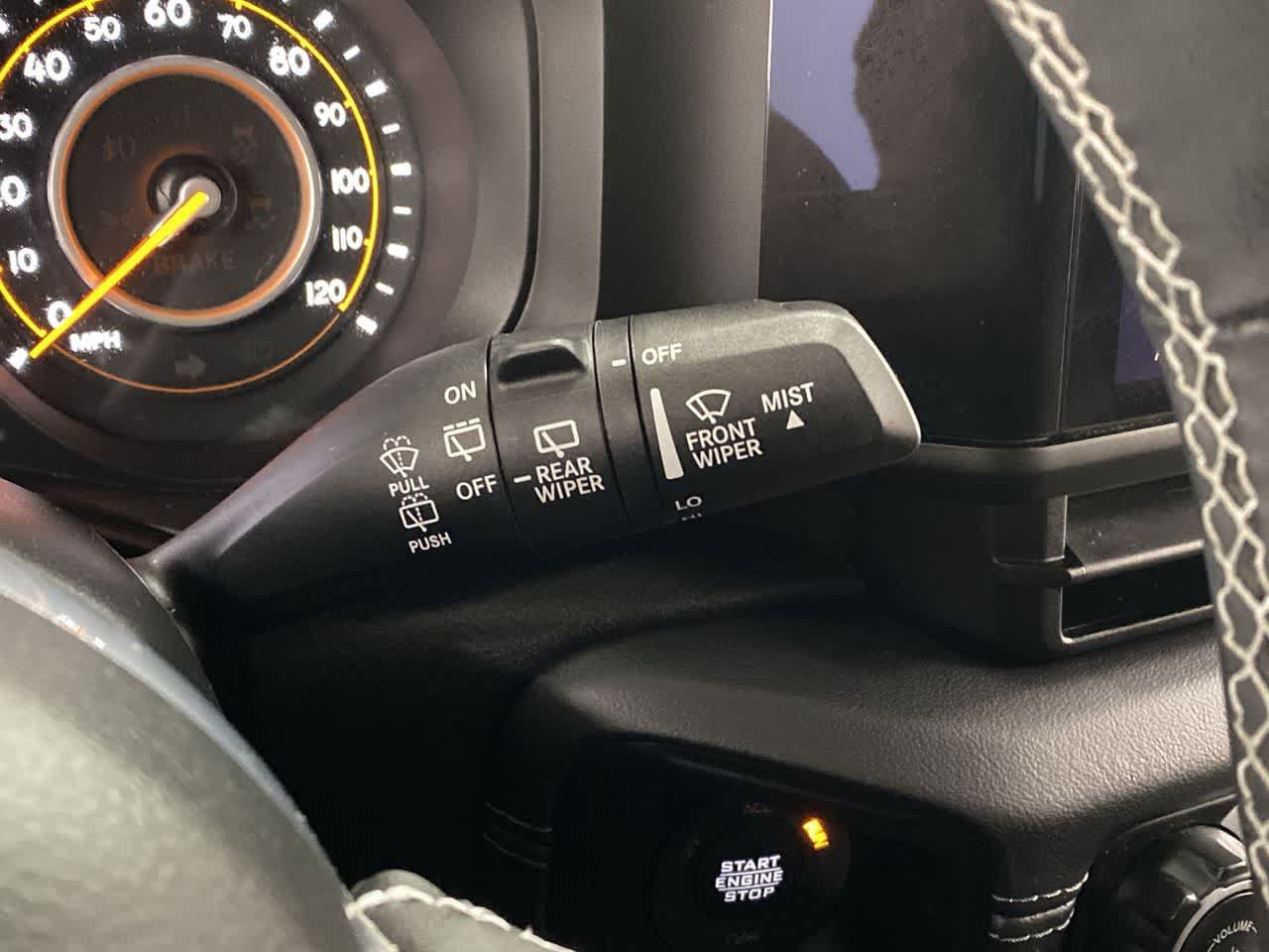 Used 2025 Jeep Wrangler Unlimited Sahara AWD/4WD image 22