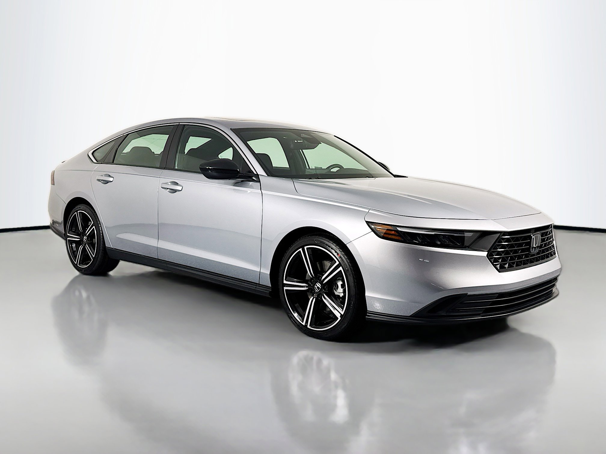 Certified 2023 Honda Accord Sport image 3
