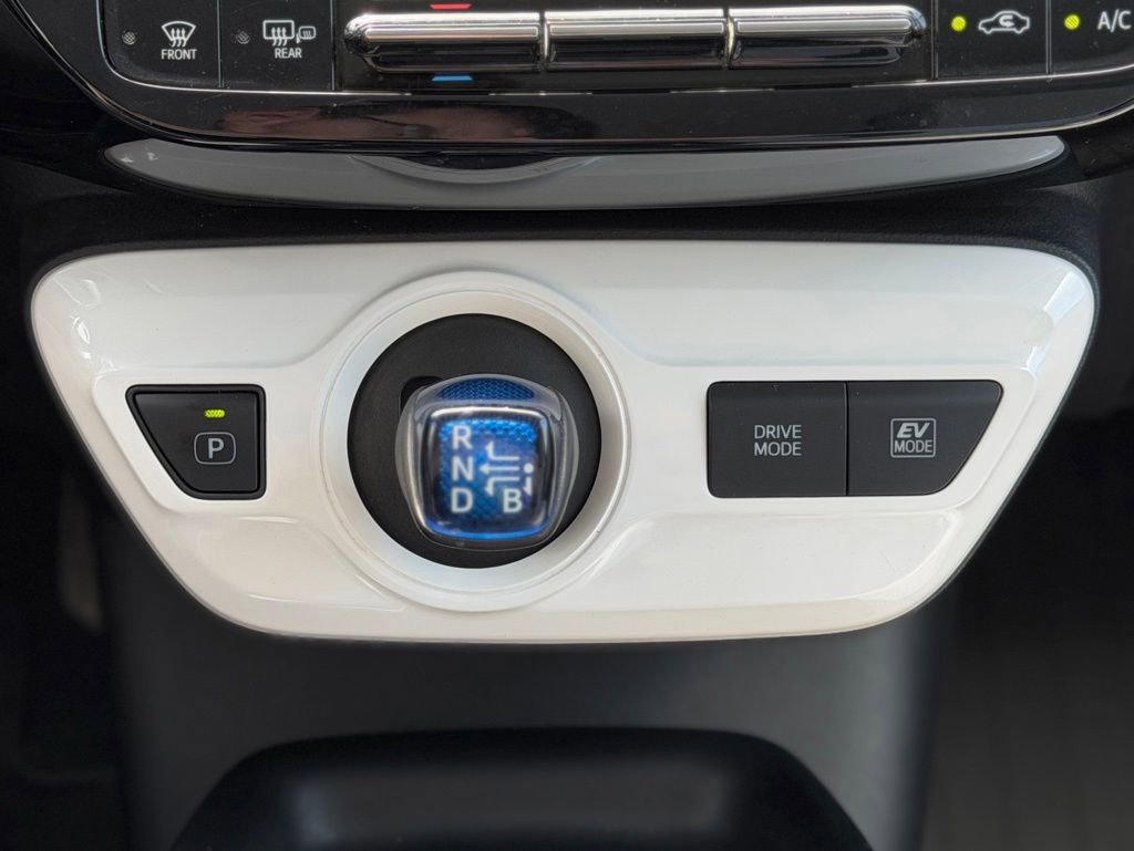 Used 2016 Toyota Prius Two FWD image 14