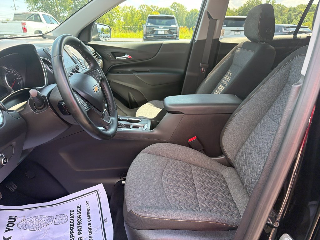 Used 2024 Chevrolet Equinox LT FWD image 13